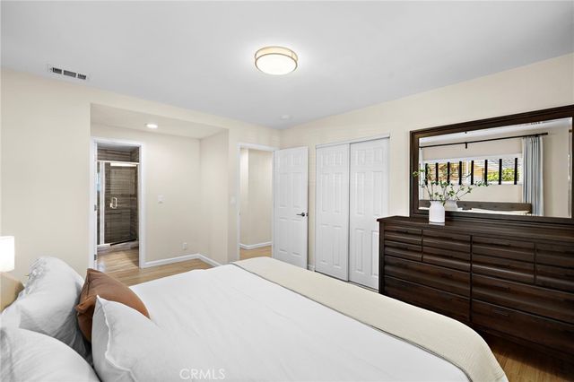 916 E Jonquil, Santa Ana, CA 92705