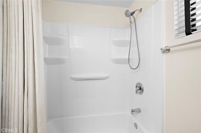 916 E Jonquil, Santa Ana, CA 92705