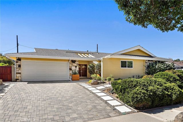 916 E Jonquil, Santa Ana, CA 92705