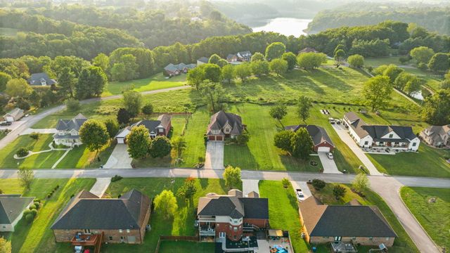 765 White Tail Run, Somerset, KY 42503