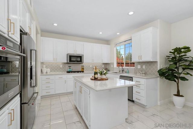 524 Avenida Ortega, San Marcos, CA 92078