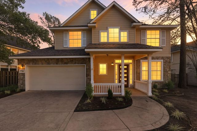 82 N Apple Springs Circle, The Woodlands, TX 77382
