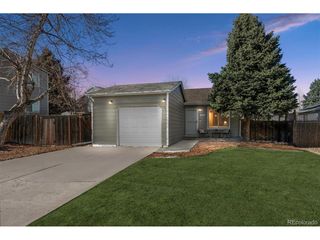 17411 E Layton Dr, Aurora, CO 80015
