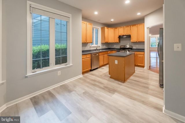 6877 SADDLE RUN WAY, Gainesville, VA 20155