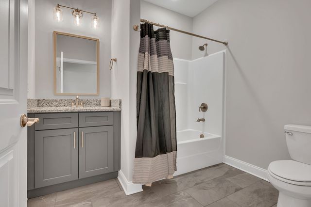 313 Clarabelle Ln, Clarksville, TN 37040