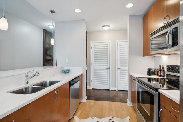 301 Demonbreun St Unit 610, Nashville, TN 37201