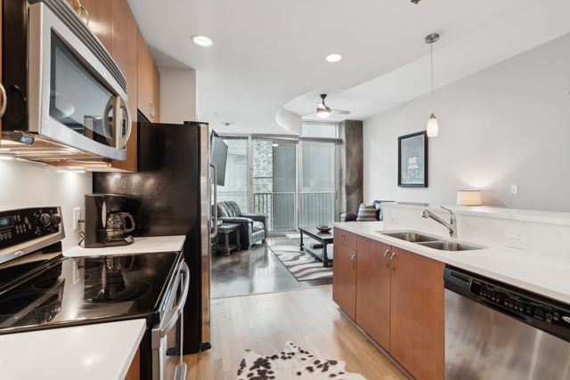 301 Demonbreun St Unit 610, Nashville, TN 37201