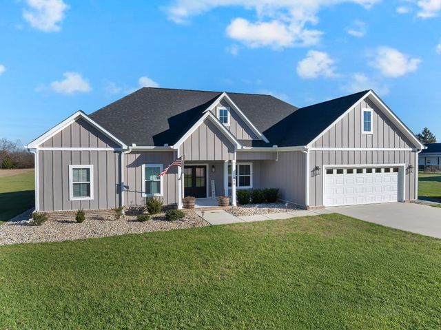 290 Maple Bend Rd, Winchester, TN 37398
