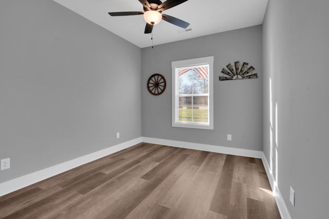 290 Maple Bend Rd, Winchester, TN 37398