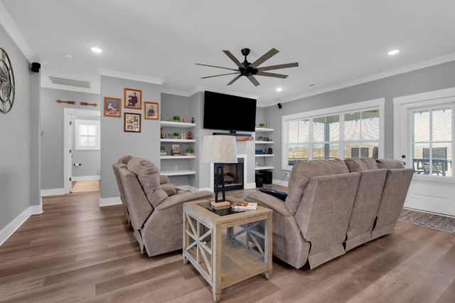 290 Maple Bend Rd, Winchester, TN 37398