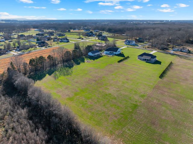 290 Maple Bend Rd, Winchester, TN 37398