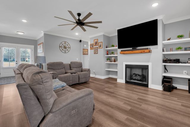 290 Maple Bend Rd, Winchester, TN 37398