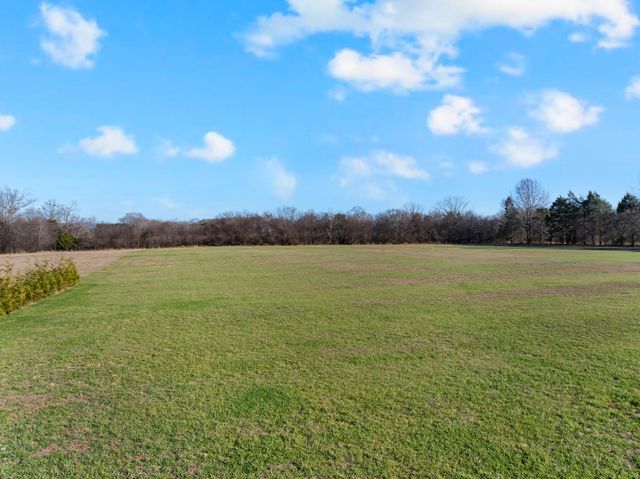 290 Maple Bend Rd, Winchester, TN 37398