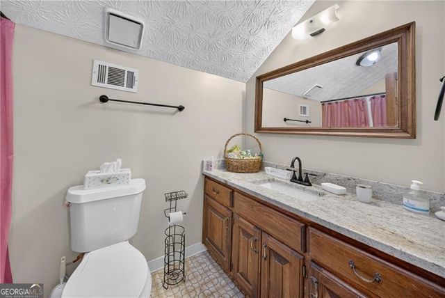 1378 Amber Stapp Studdard Road, Social Circle, GA 30025