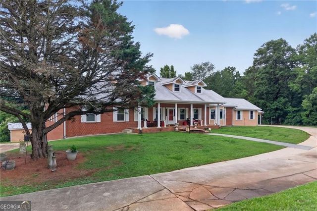 1378 Amber Stapp Studdard Road, Social Circle, GA 30025