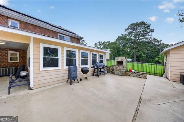 1378 Amber Stapp Studdard Road, Social Circle, GA 30025