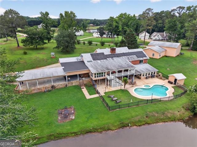 1378 Amber Stapp Studdard Road, Social Circle, GA 30025