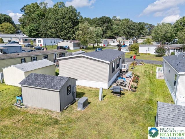 107 Haddon Drive, Longswamp Twp, PA 18062