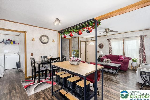 107 Haddon Drive, Longswamp Twp, PA 18062