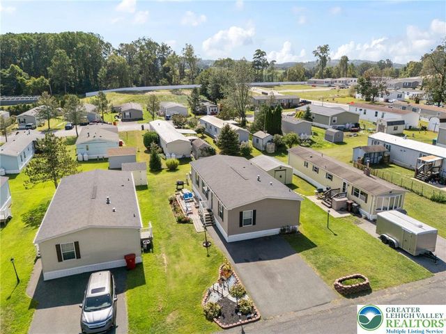 107 Haddon Drive, Longswamp Twp, PA 18062
