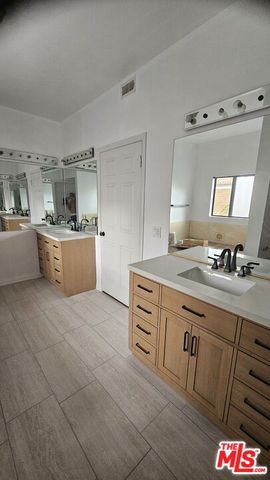10620 Eastborne Avenue 202, Los Angeles, CA 90024