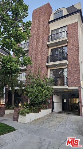 10620 Eastborne Avenue 202, Los Angeles, CA 90024