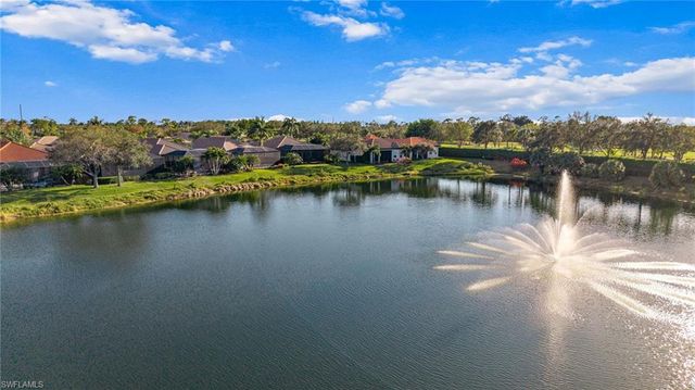 7875 Valencia CT, Naples, FL 34113