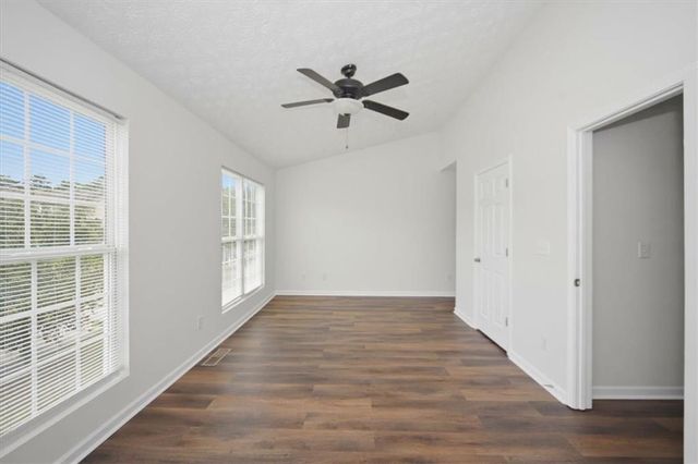 1706 Redan E, Lithonia, GA 30058