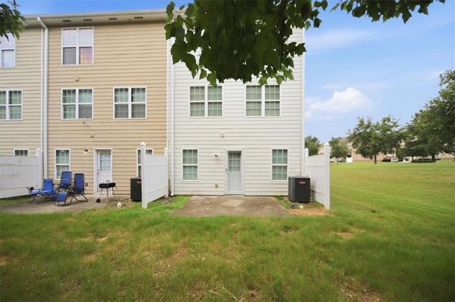 1706 Redan E, Lithonia, GA 30058