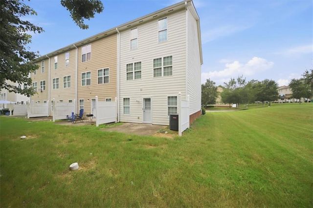 1706 Redan E, Lithonia, GA 30058