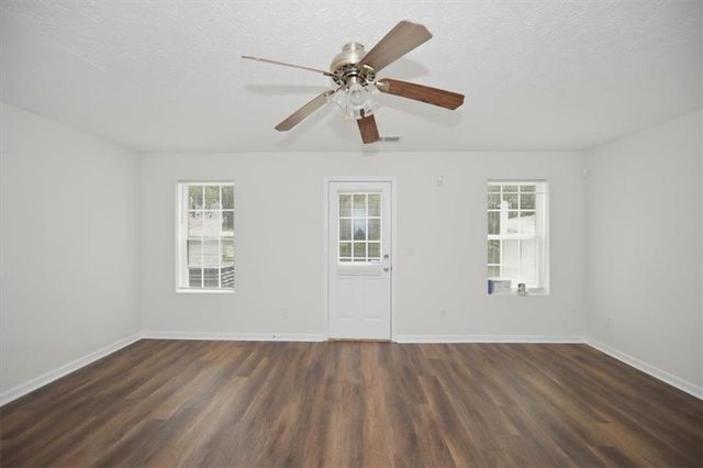 1706 Redan E, Lithonia, GA 30058