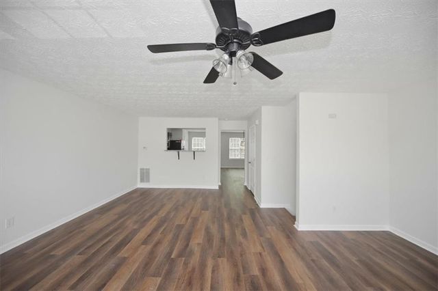 1706 Redan E, Lithonia, GA 30058