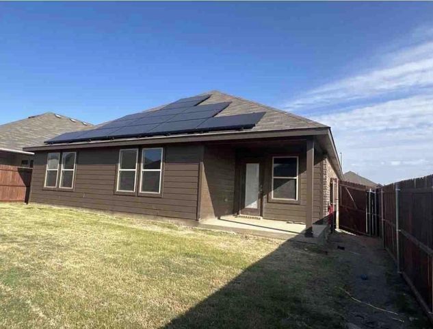 1209 Canterbury Lane, Ennis, TX 75119