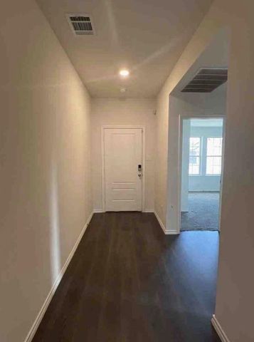 1209 Canterbury Lane, Ennis, TX 75119