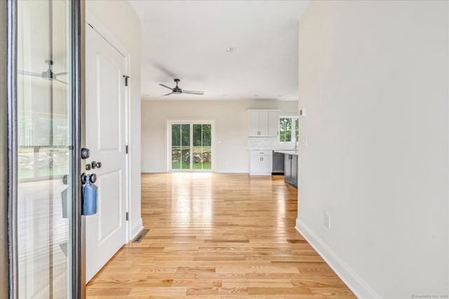 3 Hunting Ridge Road, Middlebury, CT 06762