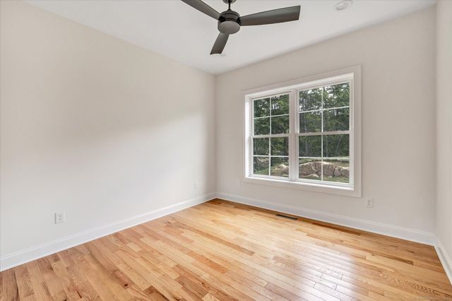 3 Hunting Ridge Road, Middlebury, CT 06762