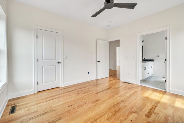 3 Hunting Ridge Road, Middlebury, CT 06762