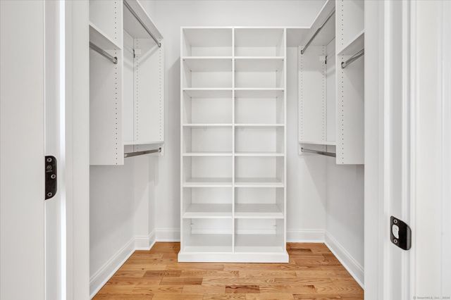 3 Hunting Ridge Road, Middlebury, CT 06762