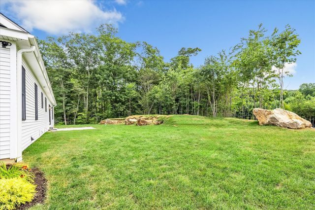 3 Hunting Ridge Road, Middlebury, CT 06762