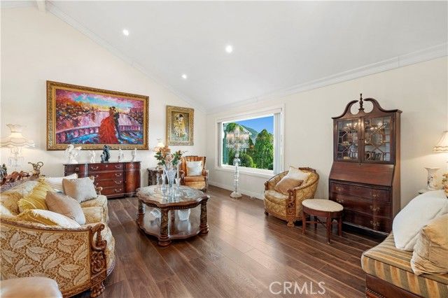 7125 Lonzo, Tujunga (los Angeles), CA 91042