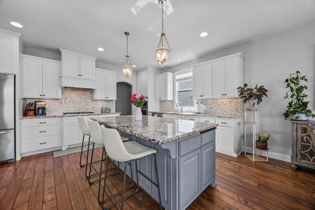 5928 Wooddale Avenue, Edina, MN 55424