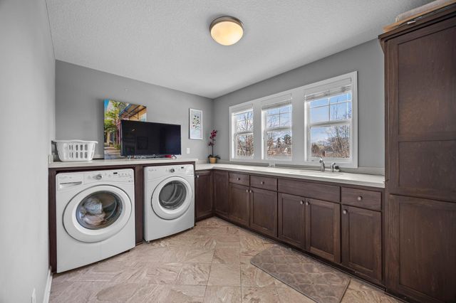 5928 Wooddale Avenue, Edina, MN 55424