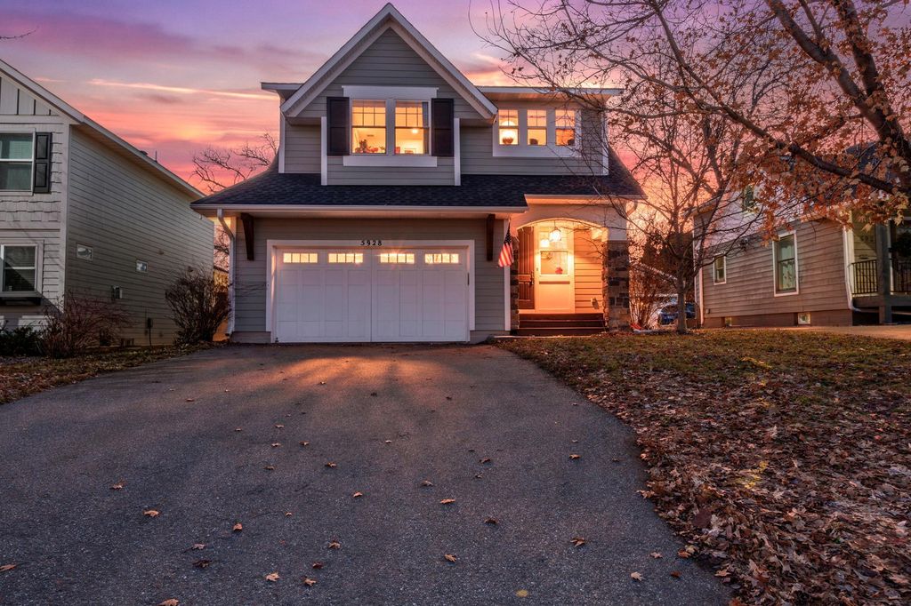 5928 Wooddale Avenue, Edina, MN 55424