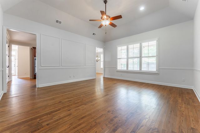 10830 WHISPER HOLLOW CV, Collierville, TN 38017
