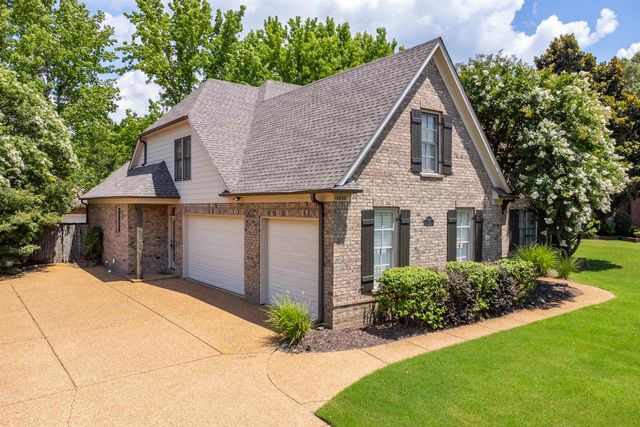 10830 WHISPER HOLLOW CV, Collierville, TN 38017
