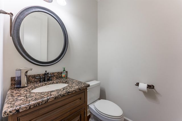 10830 WHISPER HOLLOW CV, Collierville, TN 38017