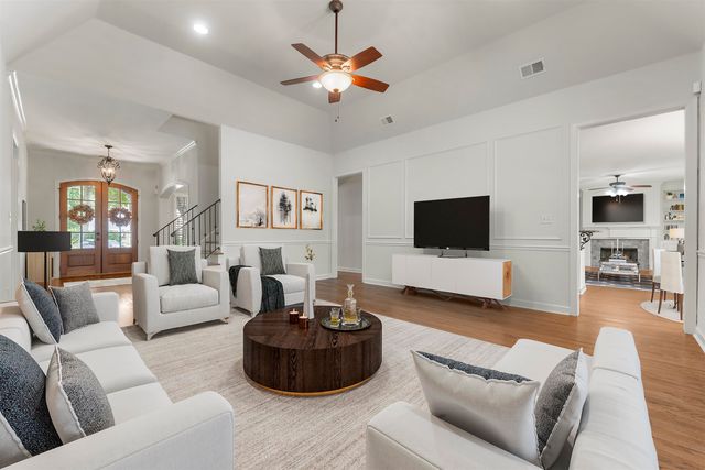 10830 WHISPER HOLLOW CV, Collierville, TN 38017