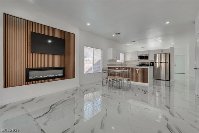 6022 Highland Gardens Drive, North Las Vegas, NV 89031