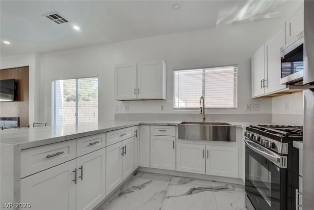 6022 Highland Gardens Drive, North Las Vegas, NV 89031