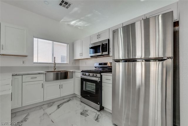 6022 Highland Gardens Drive, North Las Vegas, NV 89031